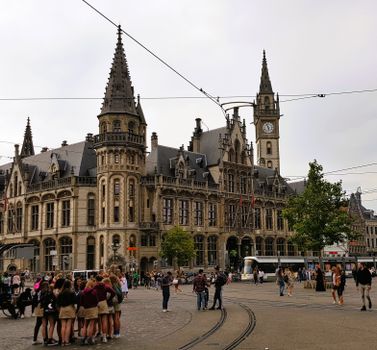 Overzicht van time schoolvakanties 2026 en 2027 per regio noord, midden en zuid